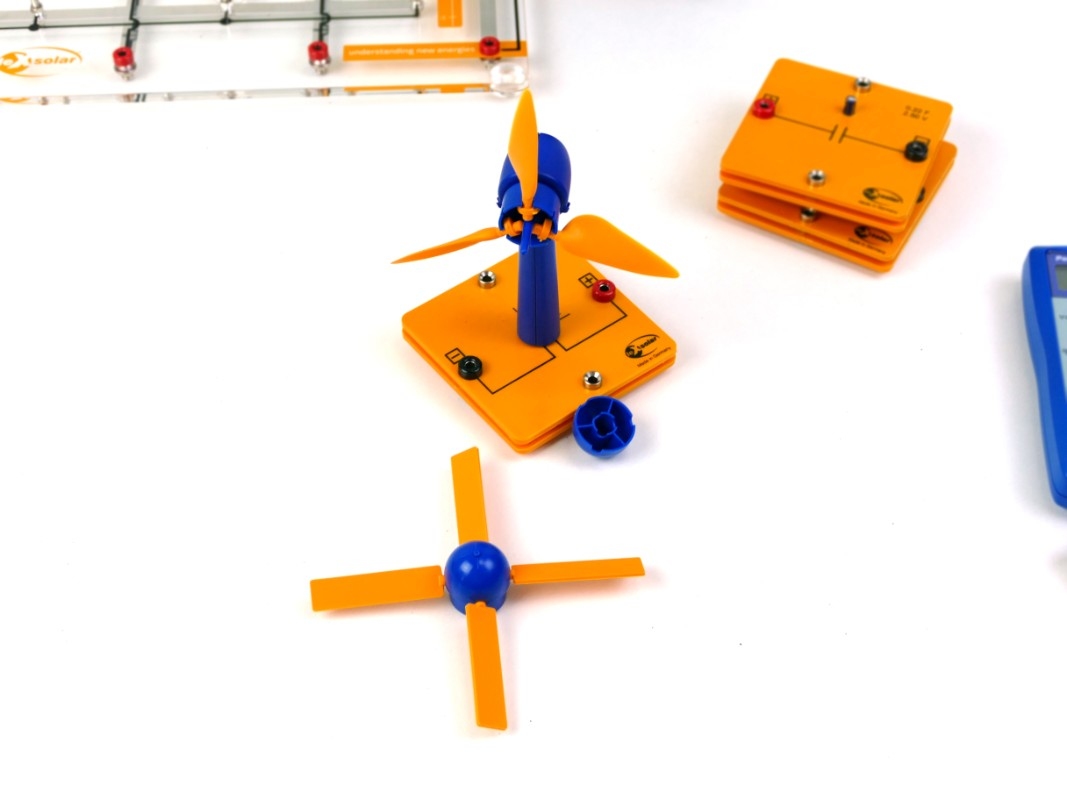 Набор для исследования энергии ветра LeXsolar