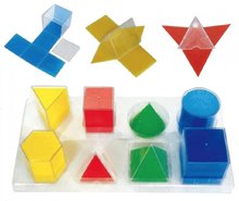 Набор прозрачных геометрических фигур с разверткой