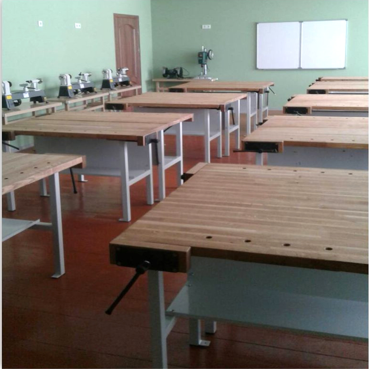 Верстак металлический