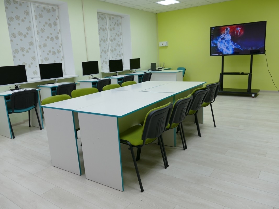 Кабинет информатики, Ровенский областной научный лицей-интернат І-ІІІ ст.