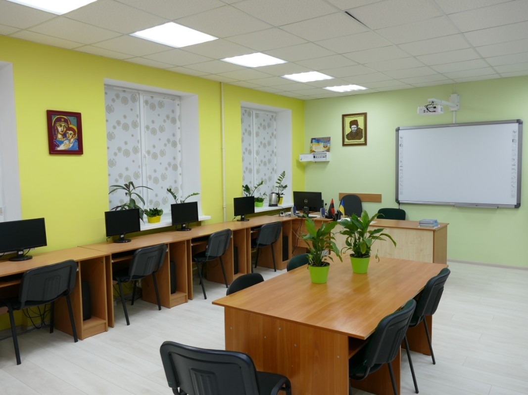 Компьютерный класс, Ровенский лицей