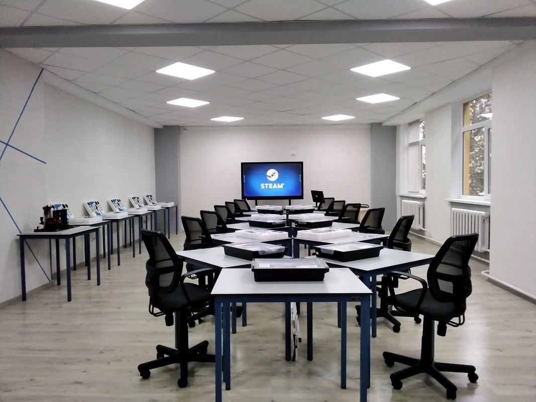 Школьные кабинеты и STEAM-лаборатория, учебные заведения Закарпатья