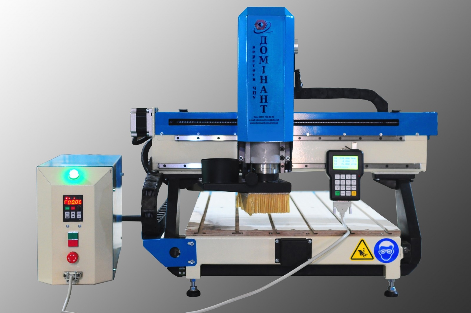 Цифровой фрезерный станок с ЧПУ